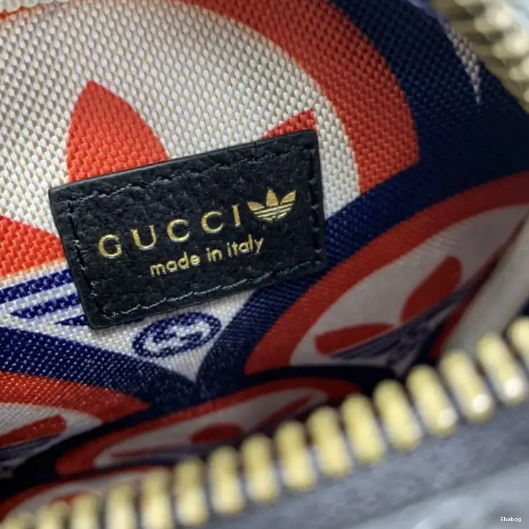2210YA0163 Gucci Bag 0825